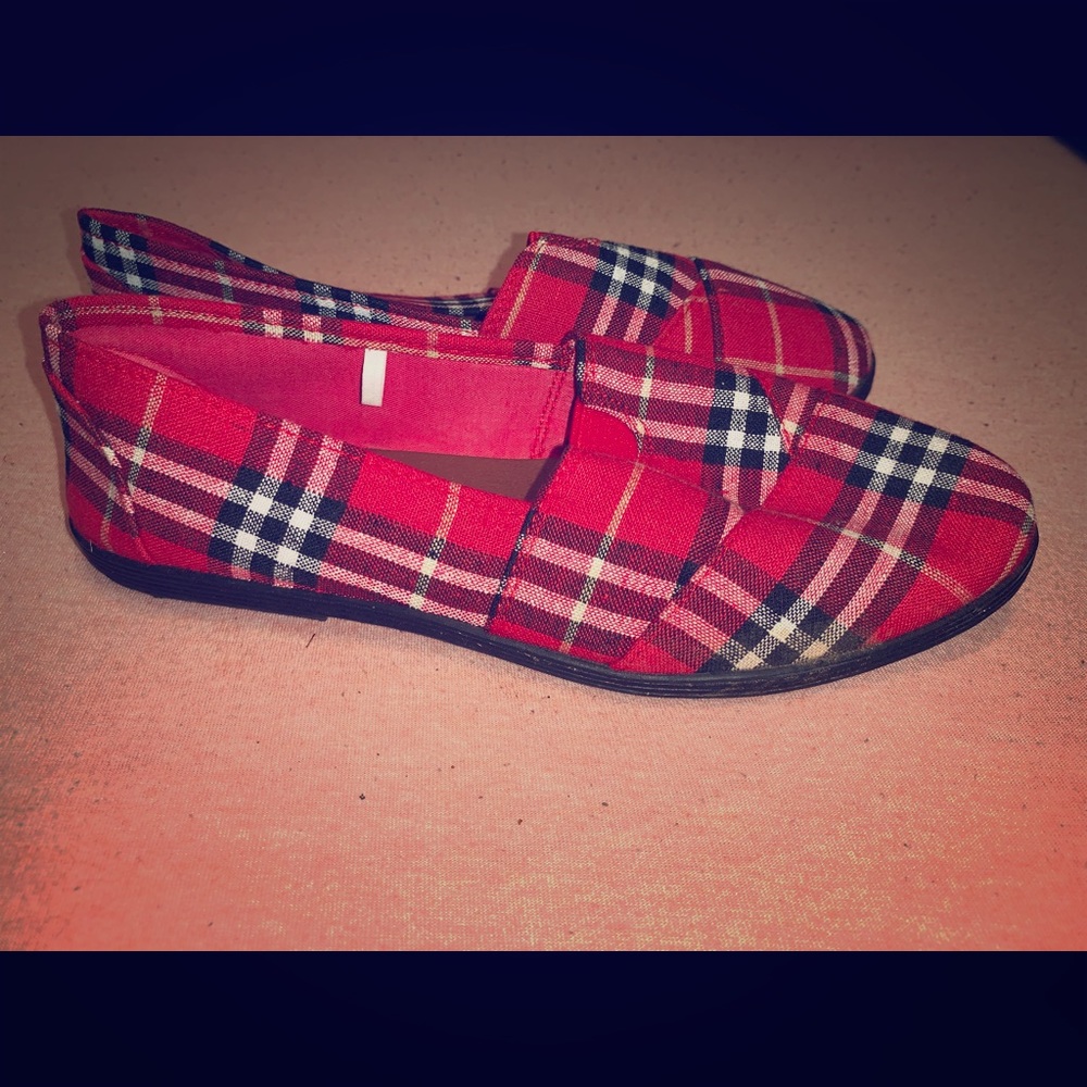Plaid Flats